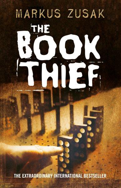 The book thief / by Markus Zusak.